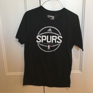 Adidas San Antonio Spurs boys size large 14/16 black T-shirt